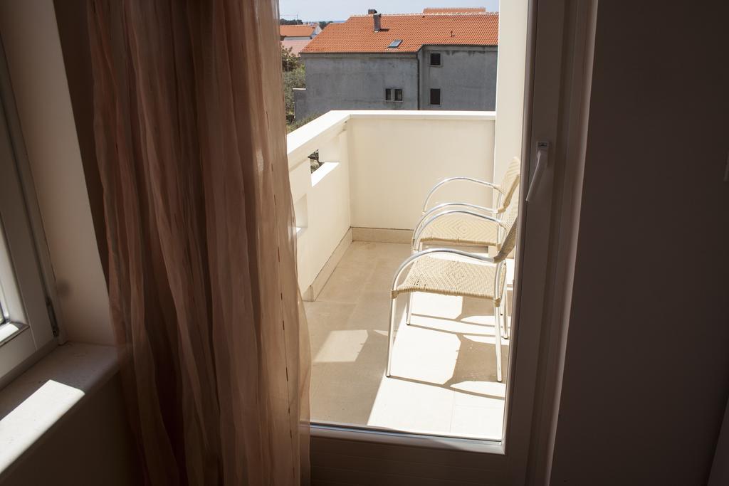 Apartments Mirage Novalja Exterior photo