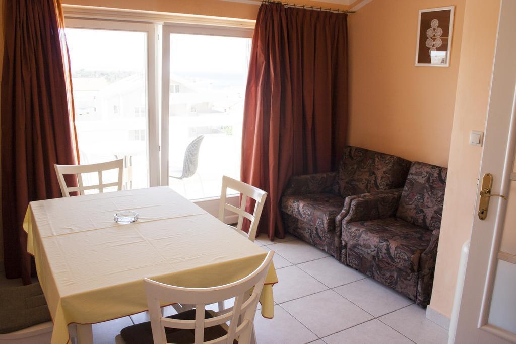 Apartments Mirage Novalja Exterior photo
