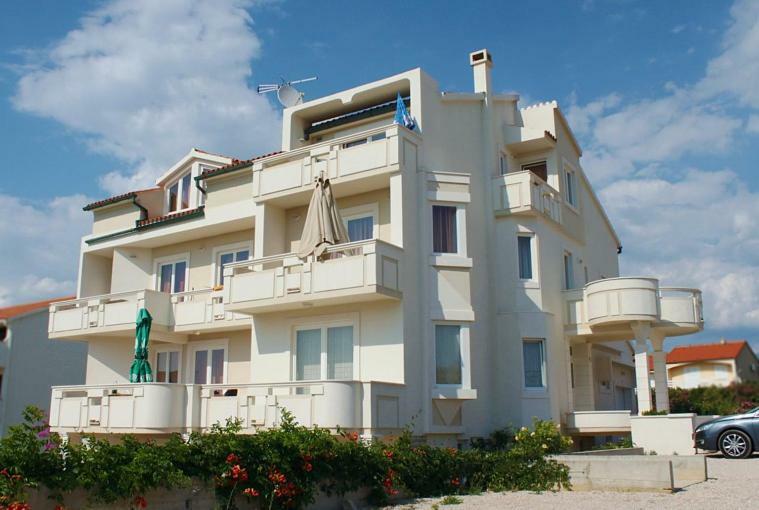 Apartments Mirage Novalja Exterior photo